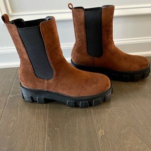 ‼️🔥CHUNKY FALL BOOTS🔥‼️